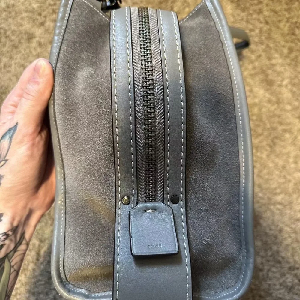 Coach - Picture 7 of 8